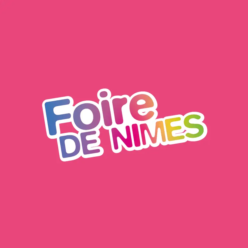 Logo de la Foire de Nîmes sur fond rose